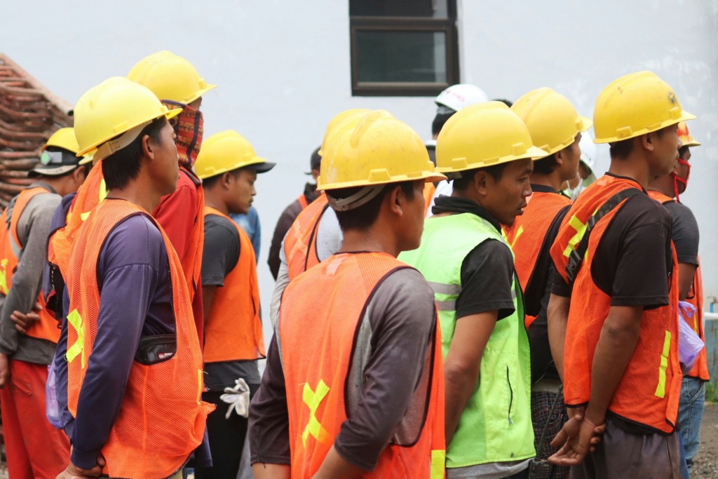 lockout tagout shift change